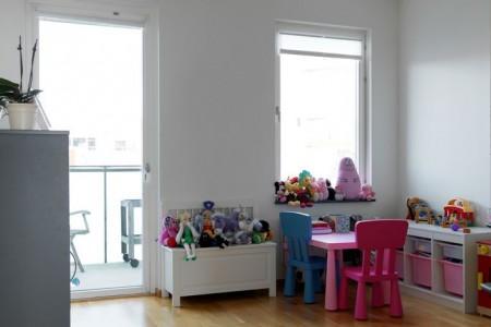 sillas 7 arne jacobsen muebles de diseño mesa arne jacobsen lámparas de Louis Poulsen jarrones de holmegaard fritz hansen estilo nórdico con vistas diseño sueco diseño nórdico diseño escandinavo diseño de interiores diseño danés decoración de interiores articulos para el hogar de diseño 