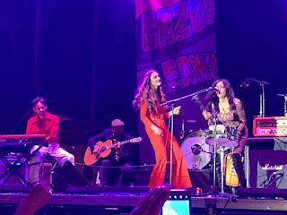 Kitty, Daisy & Lewis - 08/07/2023 - Cazorleans