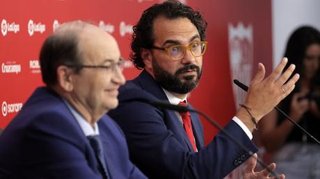 Salidas, fichajes... Las carpetas del Sevilla para lo que resta del mercado