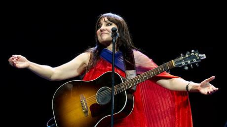 LOS MÚSICOS QUE CONVIERTEN EL ESCENARIO EN PÚLPITO IDEOLÓGICO LOS MÚSICOS QUE CONVIERTEN EL ESCENARIO EN PÚLPITO IDEOLÓGICO