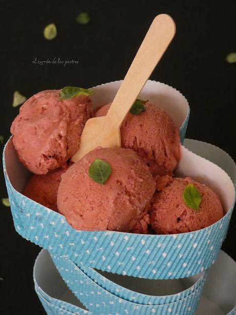 Helado de Fresa y Tuno Indio sin máquina