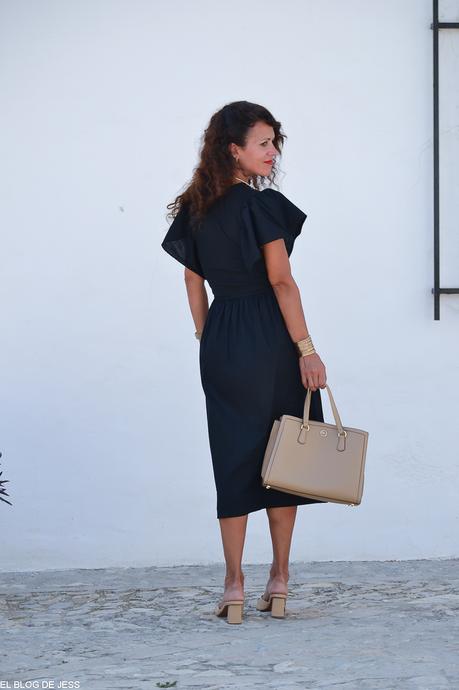 BLACK DRESS BLACK DRESS