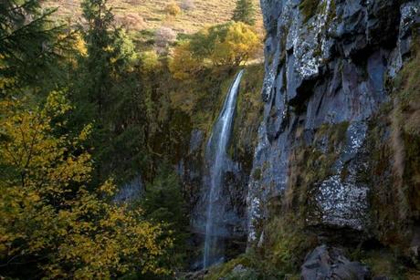 Las 9 cascadas para descubrir durante un momento mágico en el Parque de los Volcanes de Auvernia