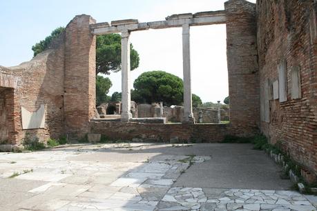 Ad thermas, gestión de las termas en la antigua Roma