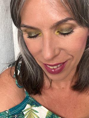 Maquillajes de verano en tonos intensos