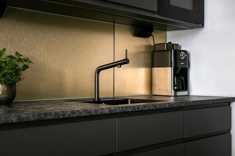 29m2 en tonos oscuros y líneas rectas 29m2 en tonos oscuros y líneas rectas