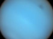 Misteriosa mancha oscura Neptuno detectada primera