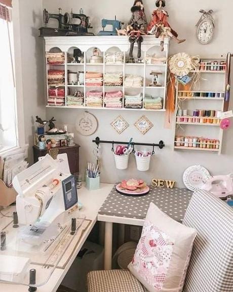 - Taller de Costura.