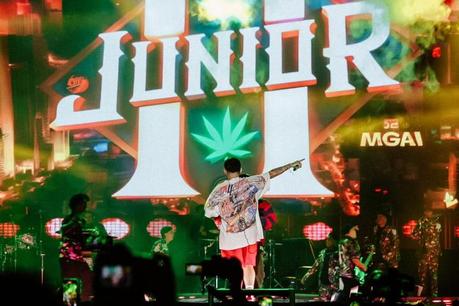 Feria Nacional Potosina 2023 rompe récords con el fenómeno de los «corridos tumbados», Junior H