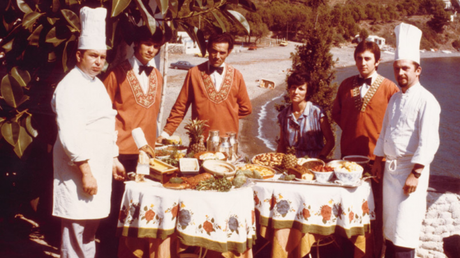 Jean Louis Neichel: “Aunque se agradecen los homenajes, yo prefiero dar, compartir, más que recibir” Neichel fue el chef que consiguió la primera estrella Michelin para El Bulli.