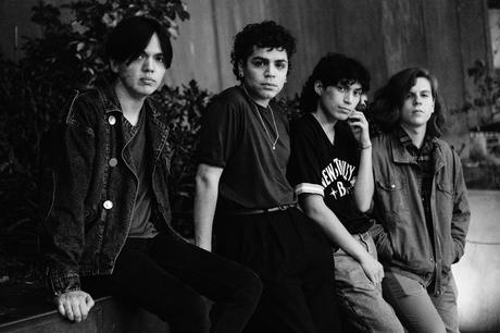 El rock chileno se expande glorioso con Alt de Facto a6d7a6f4-f80b-f183-6eed-a00f0046bc0e