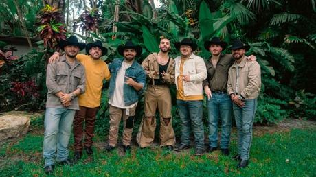 Grupo Frontera y Manuel Turizo