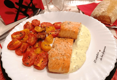 SALMÓN EN FREIDORA DE AIRE CON TOMATITOS CHERRY