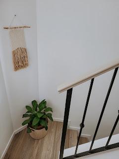 Mini proyecto: Pintar la baranda pasamanos de la escalera