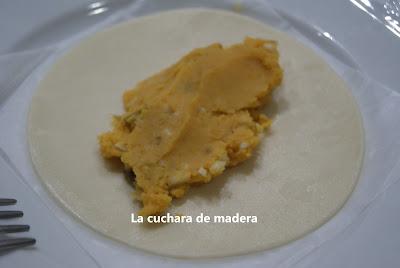 TRUCHAS O EMPANADILLAS DE BATATA. POSTRE TIPICO CANARIO