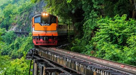 El icónico Ferrocarril de la Muerte en Tailandia es una ventana al futuro y al pasado. 7