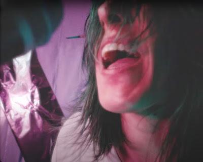 LAS SEXPEARES: 'PÉGALES FUEGO'