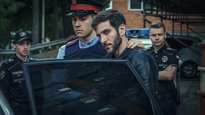 El cuerpo en llamas; La vida oculta