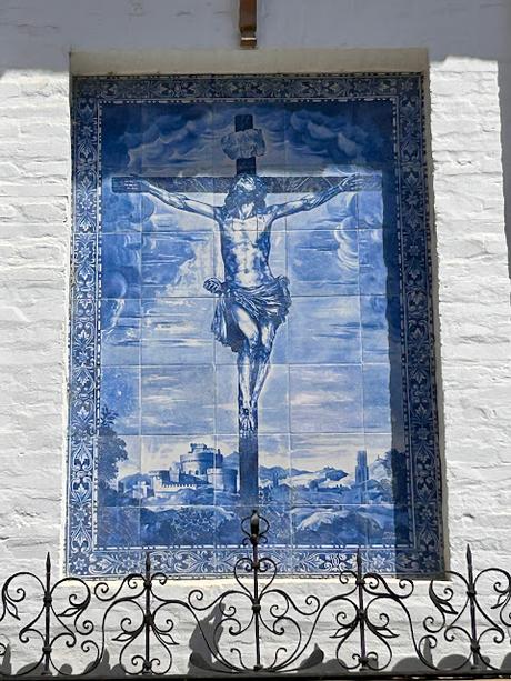 La Plaza de la Alianza (4): el retablo del Cristo de las Misericordias.