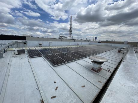 DEKRA ITV Leganés impulsa la sostenibilidad ambiental con energía solar y LED DEKRA ITV Leganés impulsa la sostenibilidad ambiental con energía solar y LED