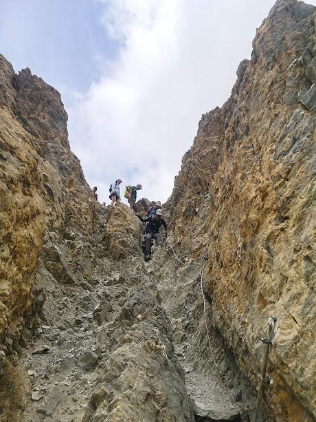 Circular al Macizo Cerces