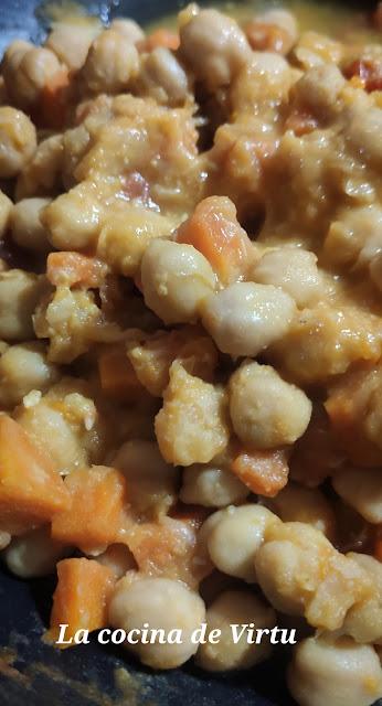 Garbanzos con zanahoria al curry
