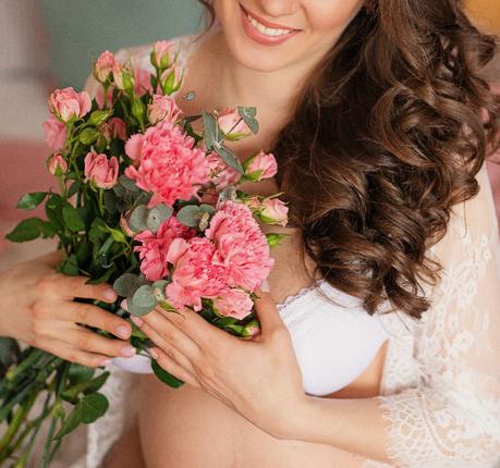 ¿Cómo hacer un diseño para invitaciones de boda, y en que salón celebrarlo?