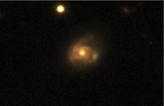 Swift detecta un agujero negro que come bocadillos