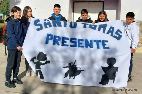 Santo Tomás debuta y sueña