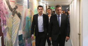 Le intervinieron la jefatura de campaña a Wado de Pedro