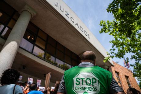 Instituciones agradecen el trabajo de las más de 400 personas que velan por la seguridad de la Feria de Albacete