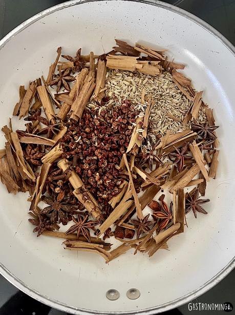 Cinco especias chinas, la mezcla secreta que proviene de Oriente Cinco especias chinas, la mezcla secreta que proviene de Oriente