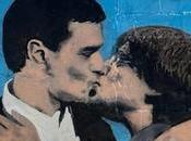 artista urbano TVBoy sorprende mural Barcelona donde Sánchez besa Puigdemont