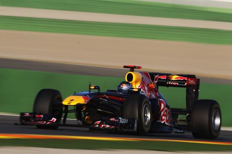 El RB7: La leyenda que será liberada en las calles de Chile F1 Testing in Valencia - Day One