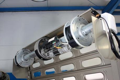 ¿Qué los servicios para ejes de persianas de local?