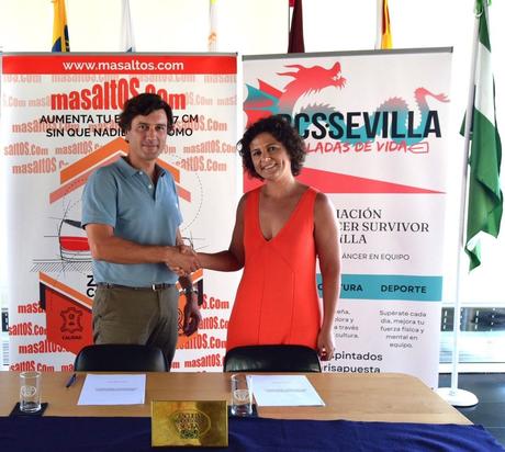 Masaltos.com se alía con el Campeón de Europa de Barco Dragon, BCS Sevilla, para remar contra el cáncer de mama