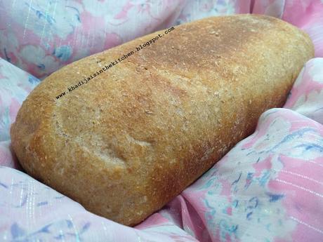 PAIN À LA FARINE DE BLÉ / ًًًWHOLE WHEAT FLOUR BREAD / PAN DE HARINA INTEGRAL / خبز بدقيق القمح PAIN À LA FARINE DE BLÉ / ًًًWHOLE WHEAT FLOUR BREAD / PAN DE HARINA INTEGRAL / خبز بدقيق القمح