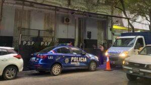 Crece la tensión en Rosario: blindaron un edificio de la Policía tras el crimen de oficial de inteligencia