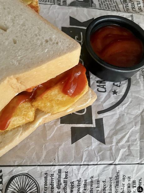 Chip butty, el sándwich británico para ponerte como un “gentleman”