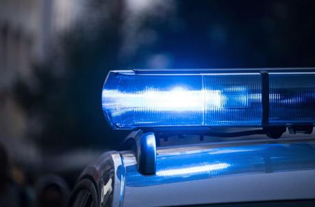 Todo lo que debes saber sobre las luces V16. ¿qué es exactamente la señal V16? Triángulos y luces V16