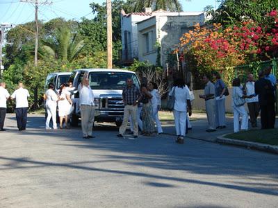 Y fue un desayuno de mercenarios con sus amos yanquis de la SINA [+ fotos]