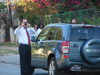 Y fue un desayuno de mercenarios con sus amos yanquis de la SINA [+ fotos]