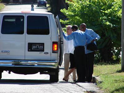 Y fue un desayuno de mercenarios con sus amos yanquis de la SINA [+ fotos]