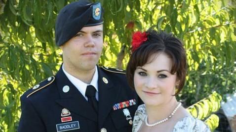 ESTOY VENDIENDO MI MARIDO POR INTERNET.