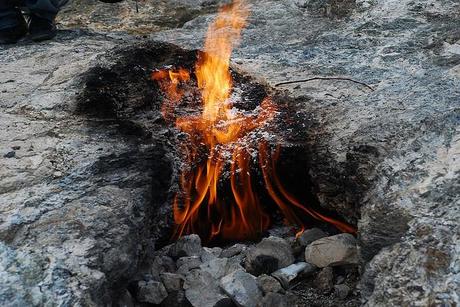 zarza ardiente, moisés, moises, monte sinaí, monte horeb