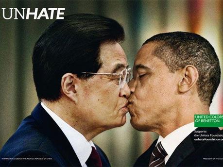 El beso del Papa: ¿fue lo correcto?