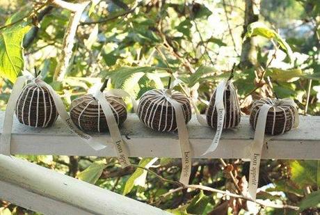 Diy: Manzanas de hilo y cartón muy decorativas