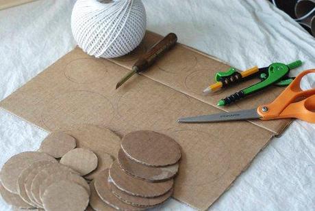 Diy: Manzanas de hilo y cartón muy decorativas