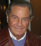 ÉXITO DE ARTURO FERNÁNDEZ EN EL TEATRO AMAYA DE MADRID