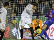 Actualidad Sevillista: Levante Sevilla 0.Con estos regalos imposible subirse tren Champions League